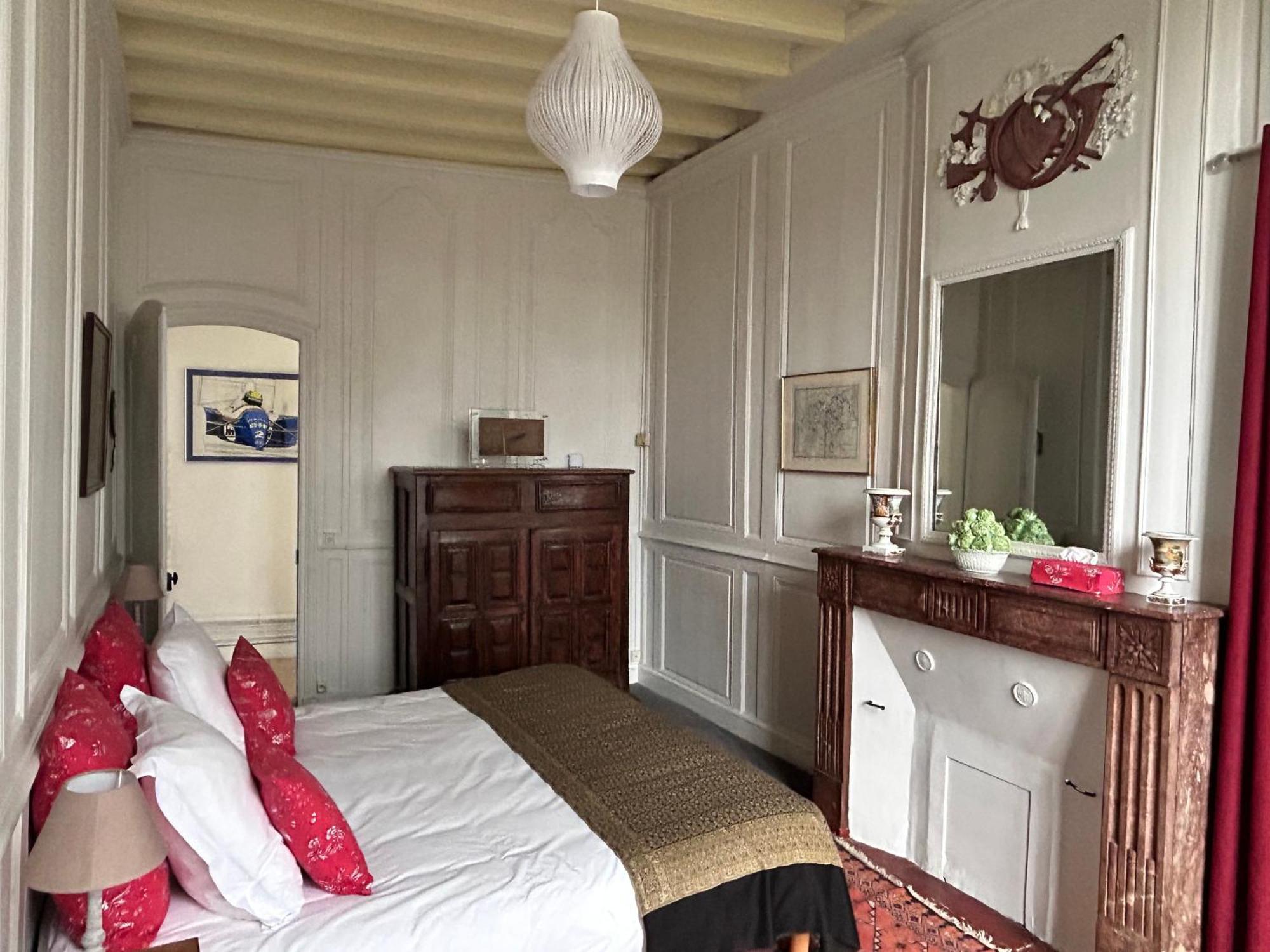 Demeure Jousset Des Berries Apartment Le Mans Bagian luar foto