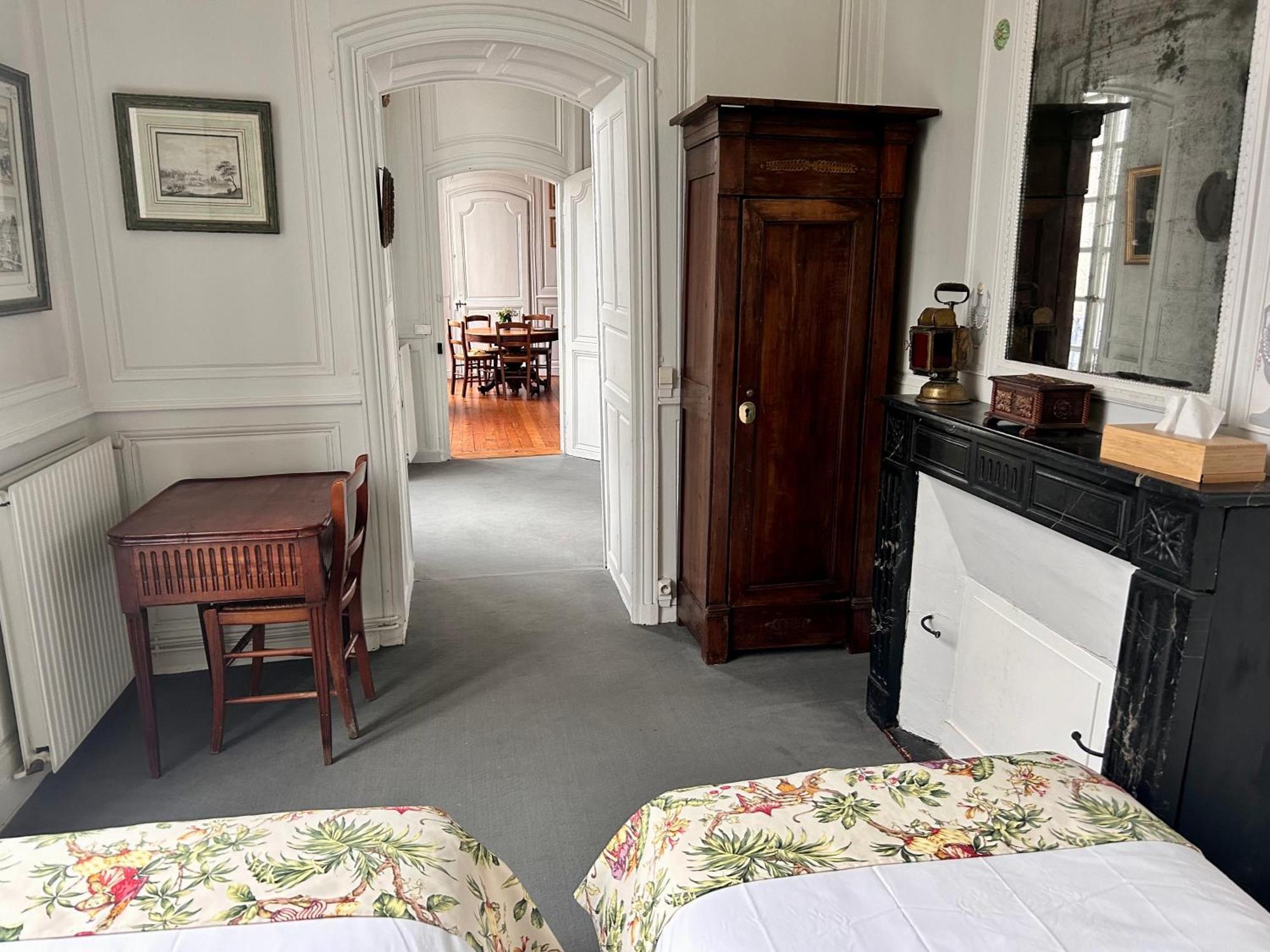 Demeure Jousset Des Berries Apartment Le Mans Bagian luar foto