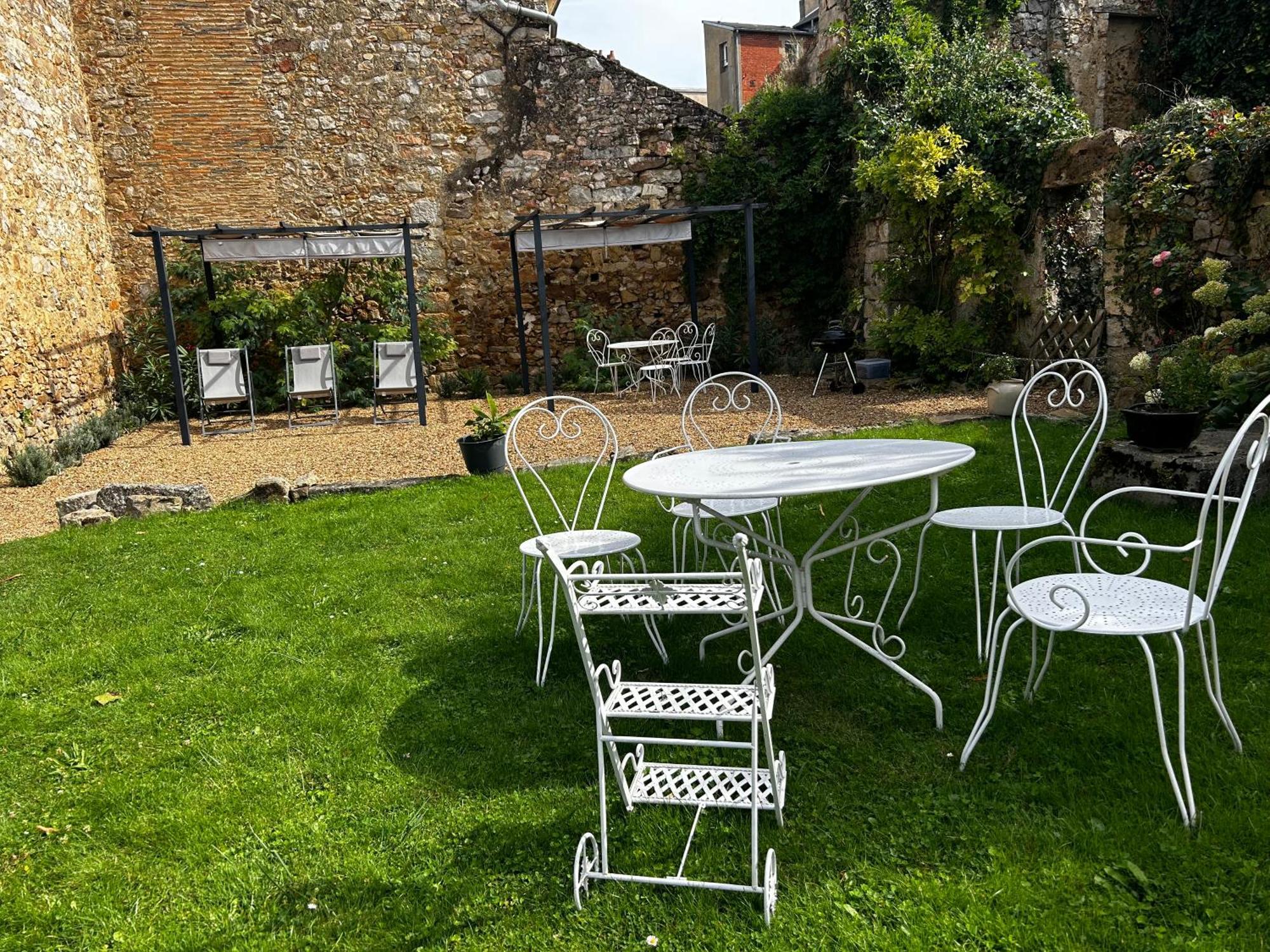 Demeure Jousset Des Berries Apartment Le Mans Bagian luar foto